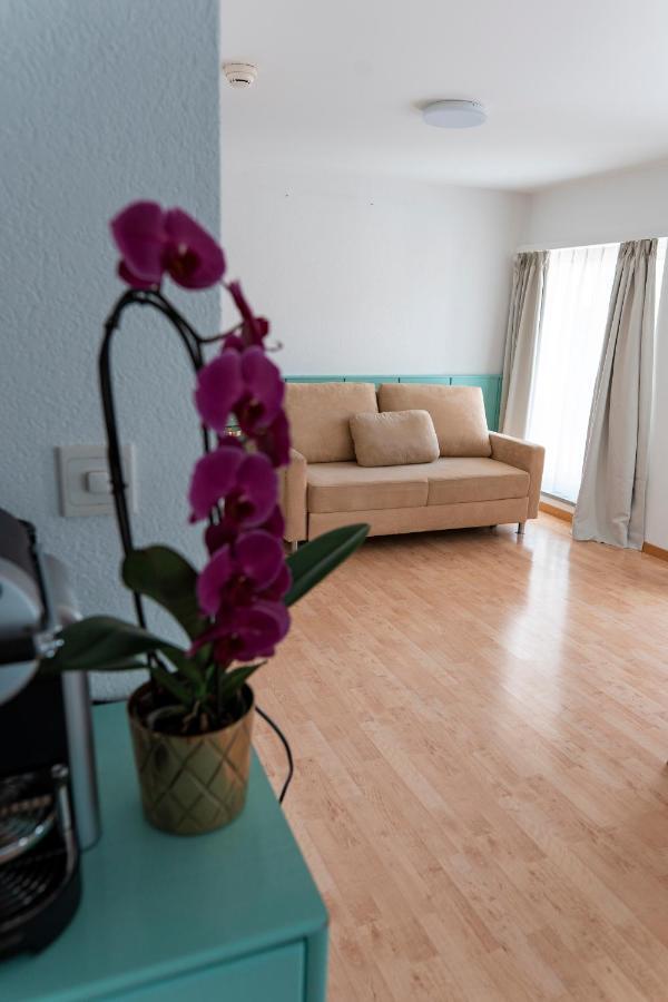 Swiss Hotel La Couronne Αβάνς Εξωτερικό φωτογραφία