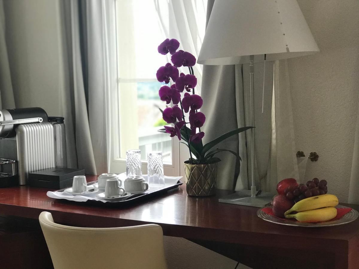 Swiss Hotel La Couronne Αβάνς Εξωτερικό φωτογραφία